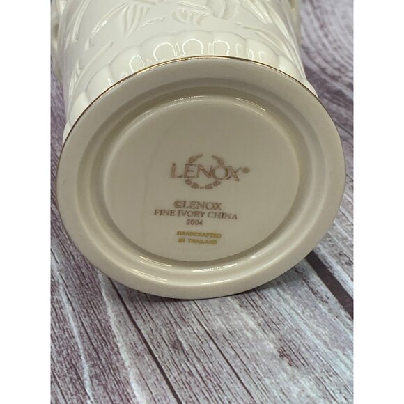 Lenox Flower Candle Holder Fine Ivory China 2004 Handcrafted with candle - Picture 5 of 12